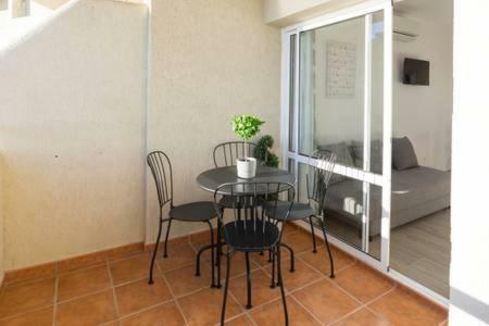 בנאלמדנה Estudio Apartamento Nuevo Benalbeach מראה חיצוני תמונה